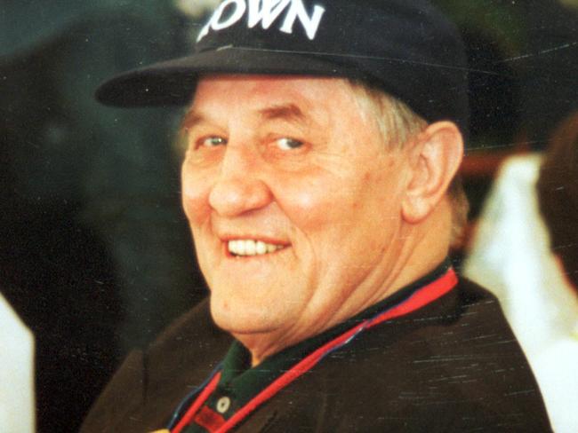 Melbourne crime boss Graham "The Munster" Kinniburgh, was killed as he stepped from his car outside his home at Kew.