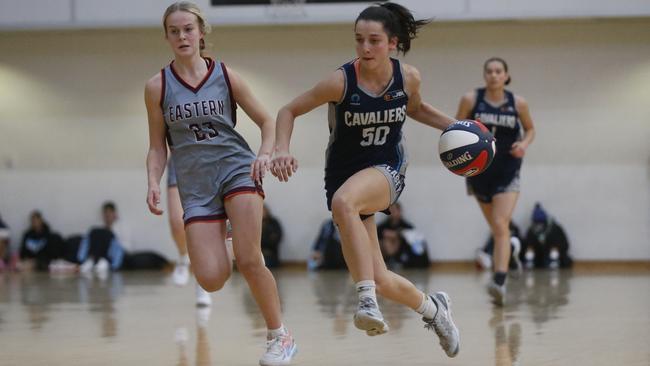 National Junior Classic action from the under-16 girls clash between Casey Cavaliers and Eastern Mavericks. Picture: Valeriu Campan