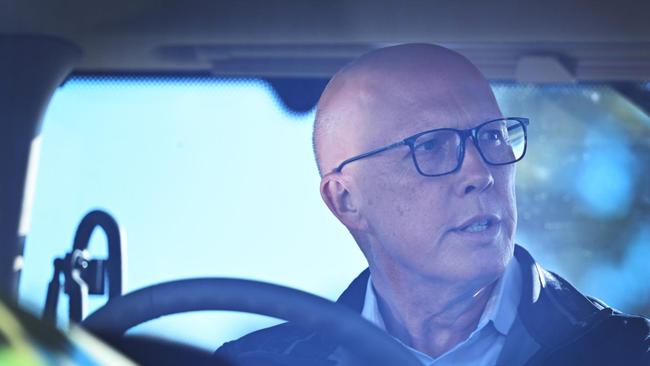 Peter Dutton campaigns in Victoria to start federal election day