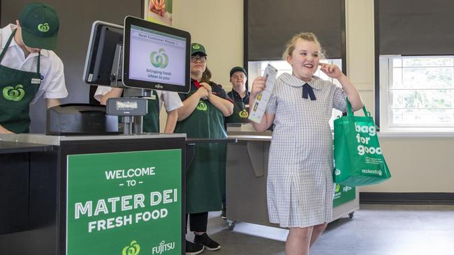 A mini Woolworths has opened at Mater Dei in Camden. Picture: Dallas Kilponen/Woolworths