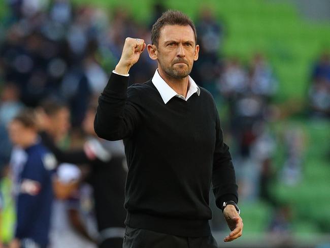 MELBOURNE, AUSTRALIA - FEBRUARY 10: Perth Glory Head Coach Tony Popovic celebrates victory in the round 18 A-League match between the Melbourne Victory and the Perth Glory at AAMI Park on February 10, 2019 in Melbourne, Australia. (Photo by Graham Denholm/Getty Images)