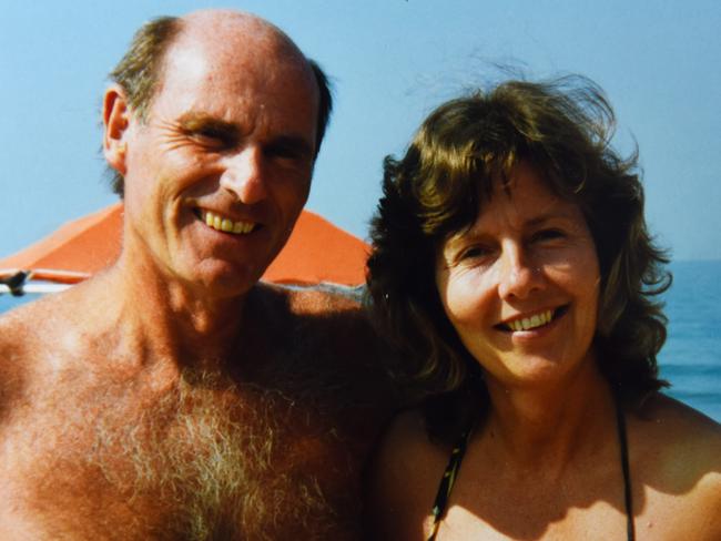 Pictured : Tony Williams and his wife Jo on holiday in Barbados in 1986.  A 75 year old who lost his wife to cancer this year has launched a heartbreaking appeal for a companion at his Christmas dinner table. Fearful of spending his first festive period alone, Tony Williams has been placing cards around the town where he lives promising a 'sumptuous feast, fine wines and good conversation'.  Mr William's wife Jo tragically died of pancreatic cancer in May of this year after the couple moved further south little over a year ago to be closer to her sister. Mr Williams, who lives in Alton, Hants, has since struggled with loneliness and the loss of his 'soulmate', a retired legal secretary, who was also 75 and died just nine days after her diagnosis. SEE OUR COPY FOR MORE DETAILS.   Â© Solent News & Photo Agency UK +44 (0) 2380 458800  Picture: Solent/Australscope