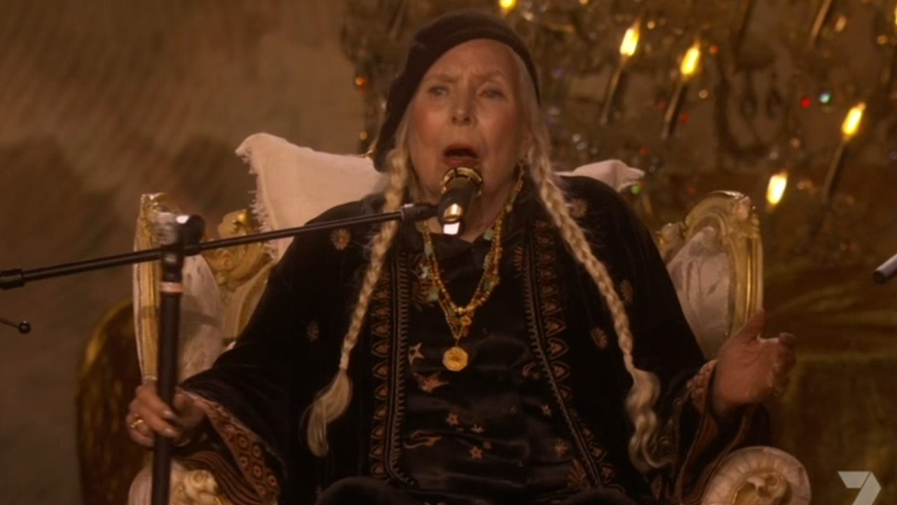 Joni Mitchell performs at the Grammys.