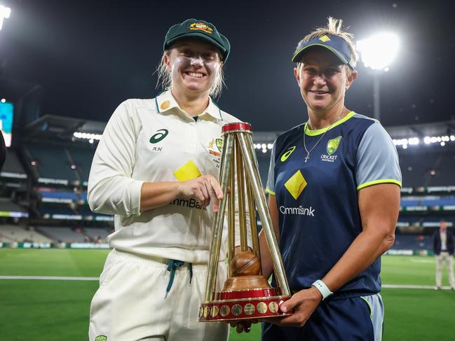 Shelley Nitschke (R) likes how the Ashes includes Twenty20s and says the game will “tell us” when it needs change. (Photo by Daniel Pockett/Getty Images)