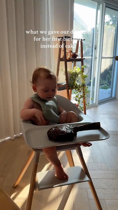 Aussie kid celebrates 1st birthday with tomahawk steak