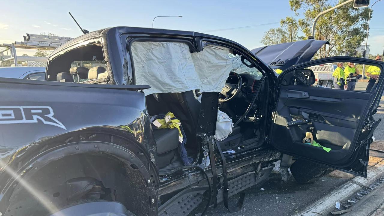 Mount Lindesay Highway lanes closed after crash between truck, three ...