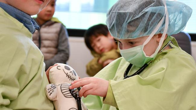 Children are taught to understand hospital procedures on the kinder tours.