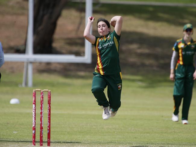 Abbey Bloomfield bowling for Campbelltown Camden. Picture Warren Gannon Photography