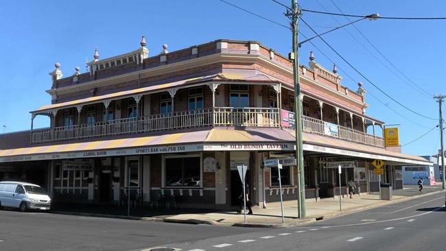 Old Bundy Tavern.Photo: Mike Knott / NewsMail. Picture: Mike Knott BUN110616CBD1