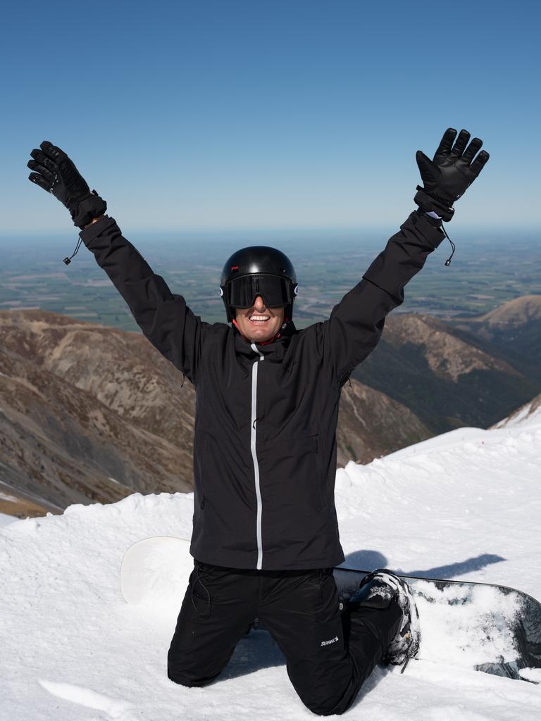 Harries swapped budgie smugglers for a beanie while visiting New Zealand.