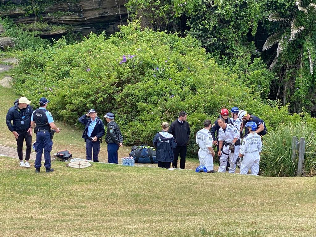 Rescue teams preparing to recover the body. Picture: Jack Evans/news.com.au