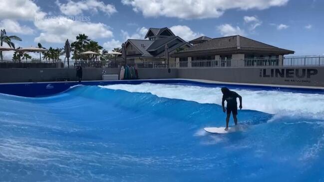 Surfing Pools Stir Divide Among Hawaiians