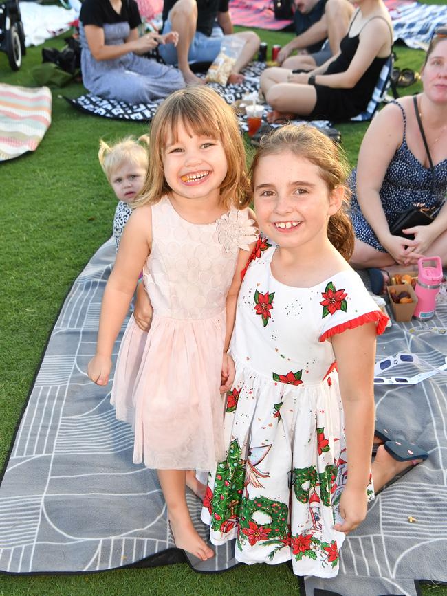 Carols by Candlelight at Riverway 2022. Khaleessi, 4, and Keeley Pascoe, 8. Picture: Evan Morgan