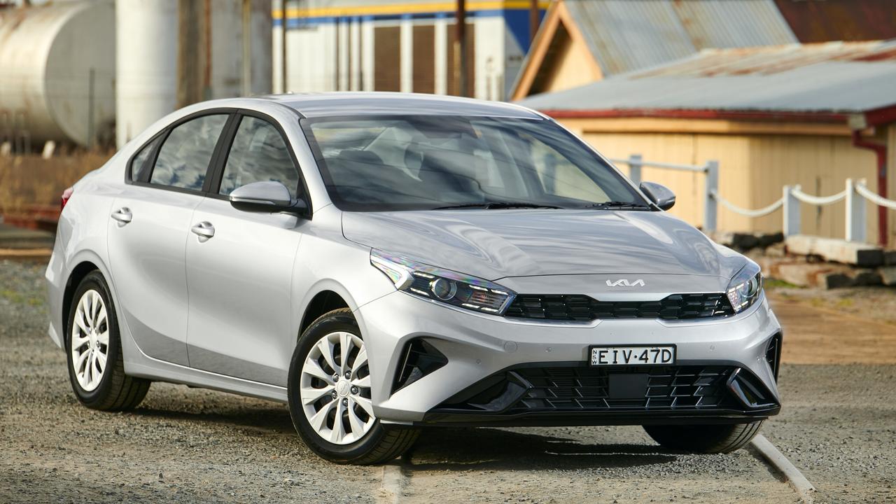 Updated styling elevates the Cerato’s street appeal.