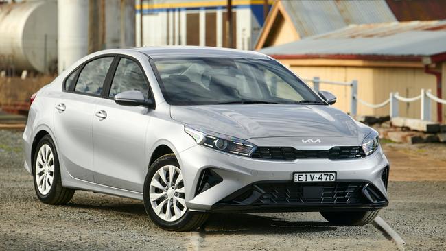 Updated styling elevates the Cerato’s street appeal.