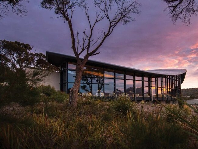 Sunset creates a dramatic backdrop for the lodge. Picture: Saffire Freycinet.