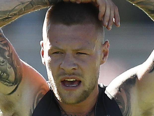 MELBOURNE, AUSTRALIA - JANUARY 08: Jordan De Goey of the Magpies catches his breath during a Collingwood Magpies AFL training session at Holden Centre on January 08, 2021 in Melbourne, Australia. (Photo by Daniel Pockett/Getty Images)