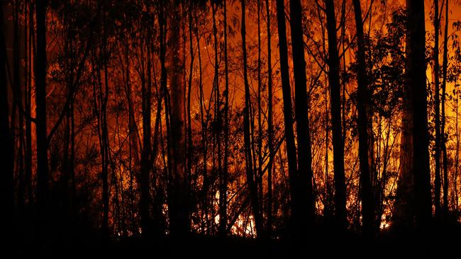 Bushfires between the towns of Orbost and Lakes Entrance. Picture: Getty