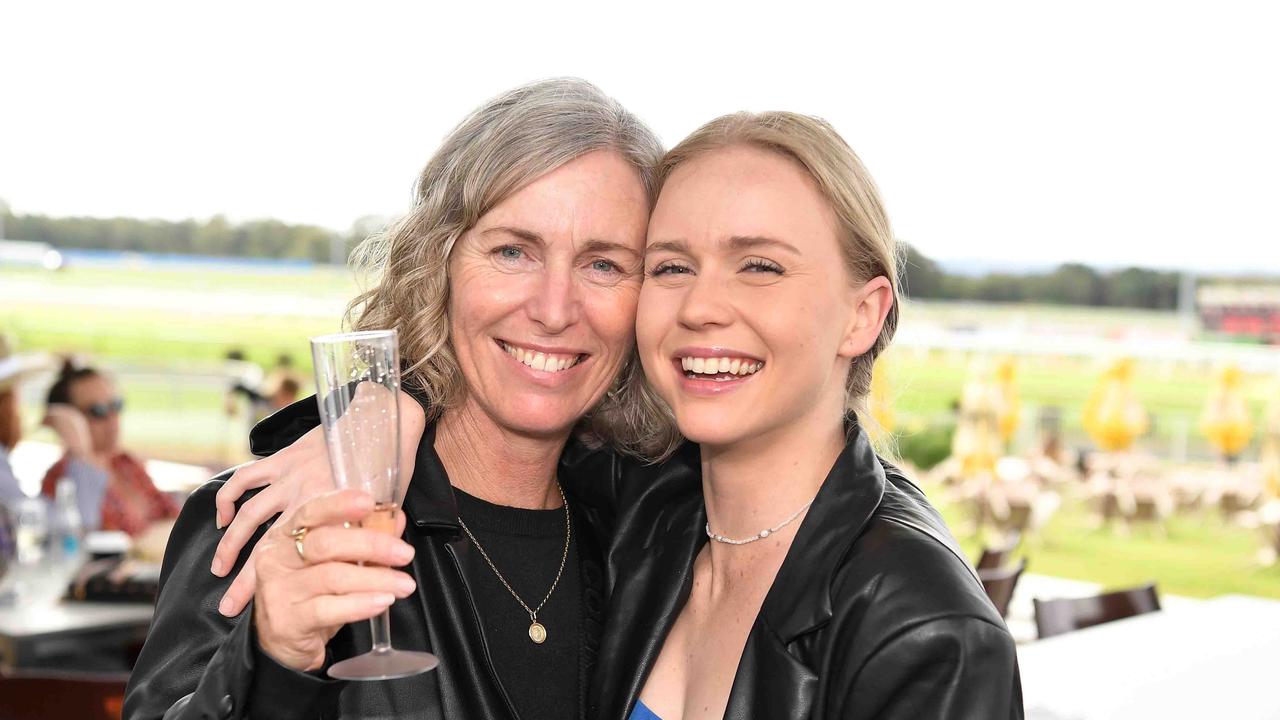 Kylee and Georgie Rawlings at the Noosa Cup Race Day. Picture: Patrick Woods.