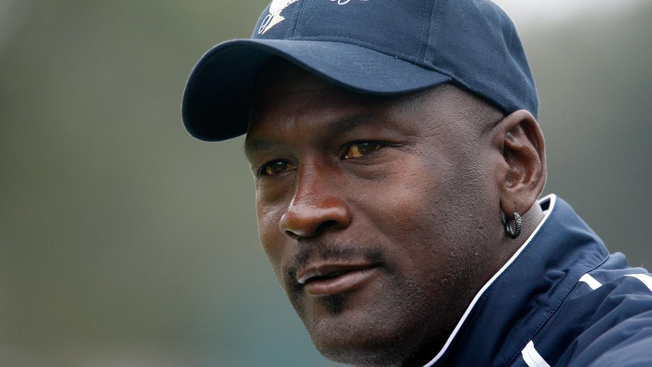 Michael Jordan has offered advice to the US team.