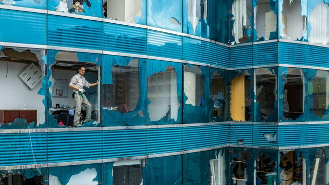 HONG KONG, HONG KONG - SEPTEMBER 17: The aftermath of Typhoon Mangkhut on September 17, 2018 in Hong Kong, Hong Kong. City officials raised the storm alert to T10, it's highest level, as Typhoon Mangkhut landed on Hong Kong. The strongest tropical storm of the season so far with winds as fast as 200 kilometres per hour, Mangkhut has reportedly killed at least 25 people in the Philippines as it continues it's path towards southern China. (Photo by Lam Yik Fei/Getty Images) *** BESTPIX ***