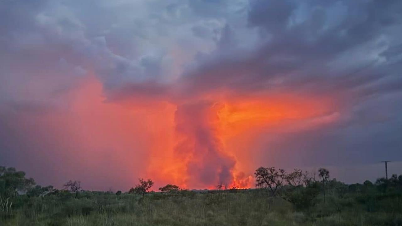 Fireys tackle weekend blazes in Alice Springs, Tennant Creek