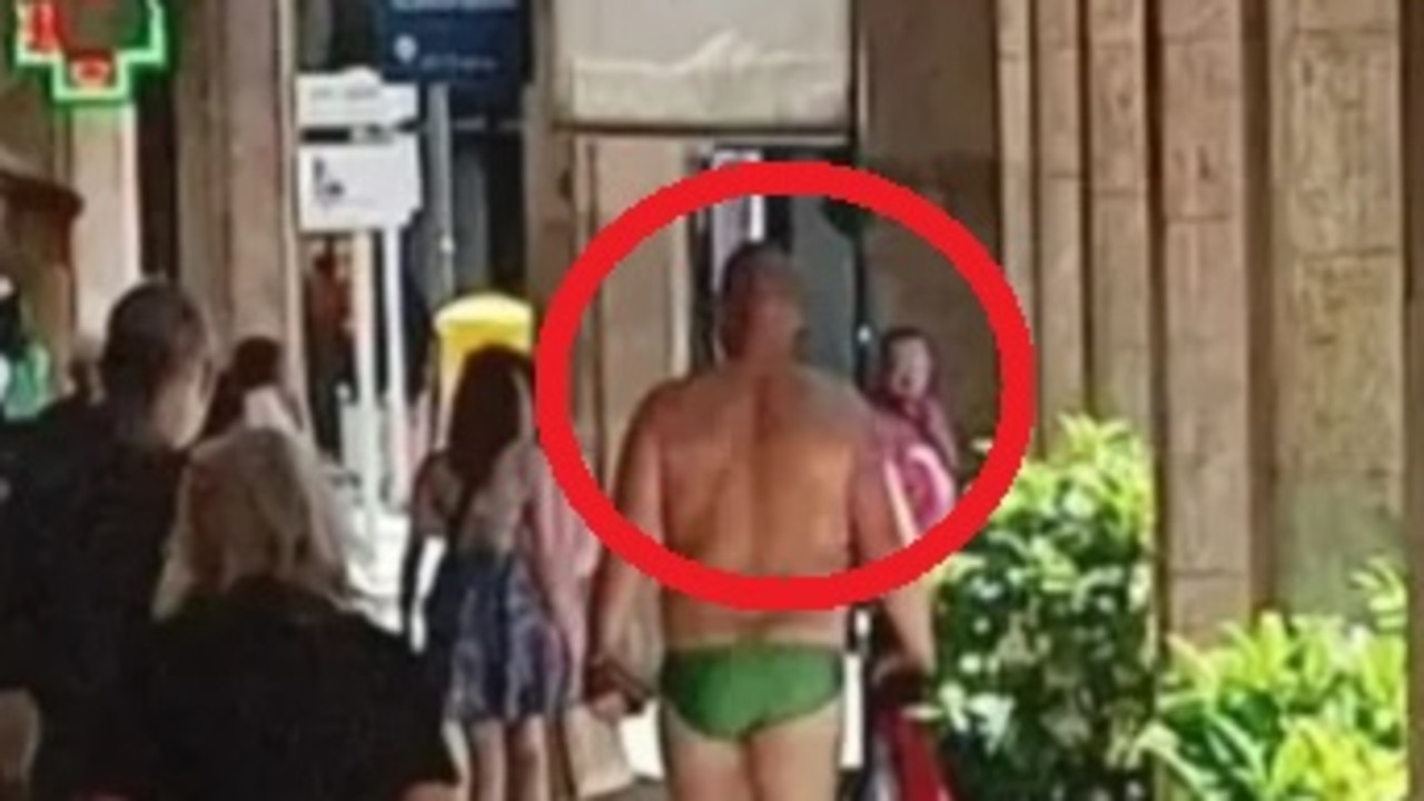 ‘Arrest this tourist’: Photo of man sparks fury