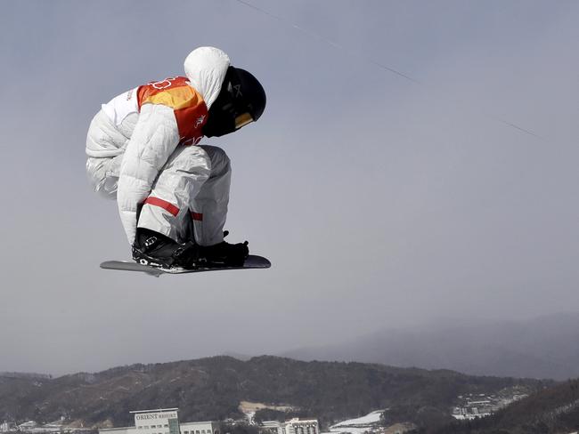 Shaun White completed a near perfect run in a warning to James.