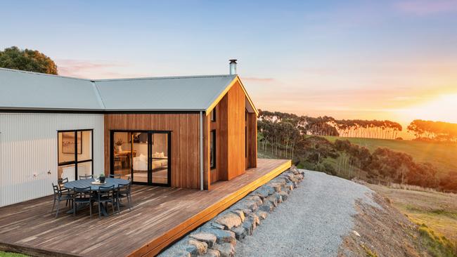 This hillside escape in Willunga bagged the sixth spot.