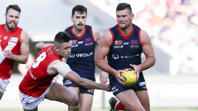 Norwood star Mitch Grigg breaks from the pack. Picture: Sarah Reed