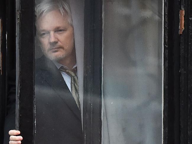 Julian Assange: WikiLeaks Founder Will Have To Wait Until February 6 To ...