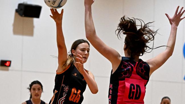 U17 Latrobe Valley v Henderson. Picture: Andy Brownbill