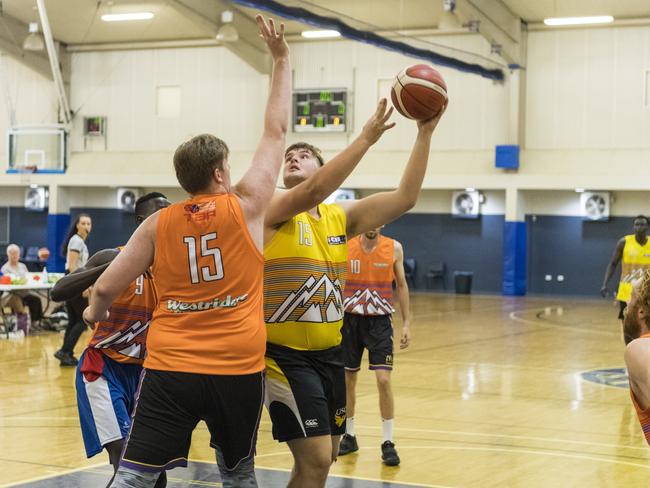 Seth Ham (left) of Westridge Fruit and Veg Warriors defends against Jacob Pomfrett of Southern Cross Bricklaying Eels in Toowoomba Basketball League round six at Clive Berghofer Arena, Monday, November 30, 2020. Picture: Kevin Farmer