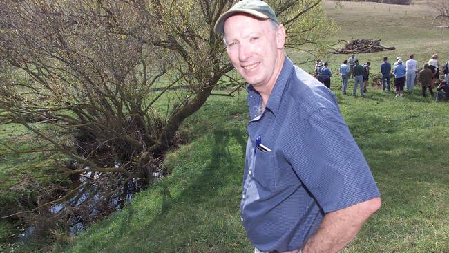 John Mulvany at the 2004 'Gippsland River Forum.