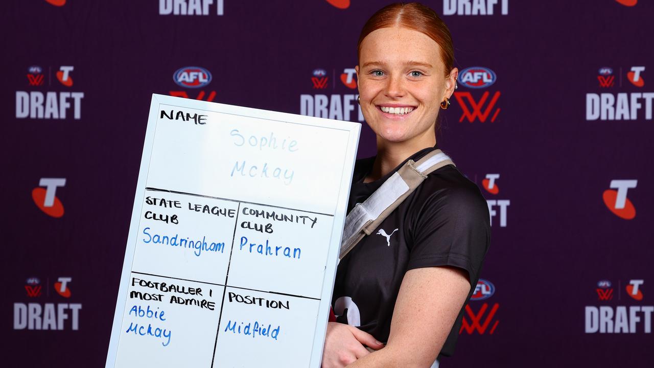 Abbie McKay’s 18-year-old sister, Sophie, could be taken by Carlton as another father-daughter selection in this year’s draft. Picture: Morgan Hancock / Getty Images