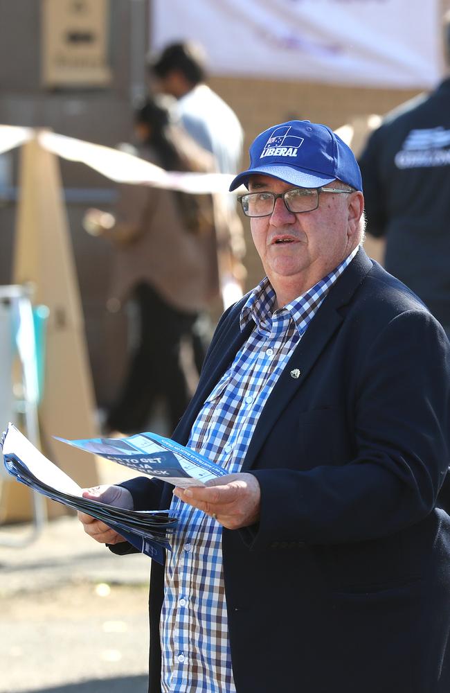 Liberal candidate Darren Buller hands out how-to-vote cards in Norlane. Picture: Alison Wynd.