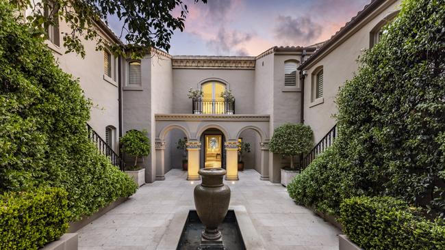 The mansion’s interior courtyard. Photo: NSW real estate