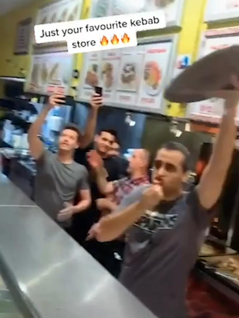 Brisbane Kebab Shop Rave: Police Investigate Covid-19 Breach After 