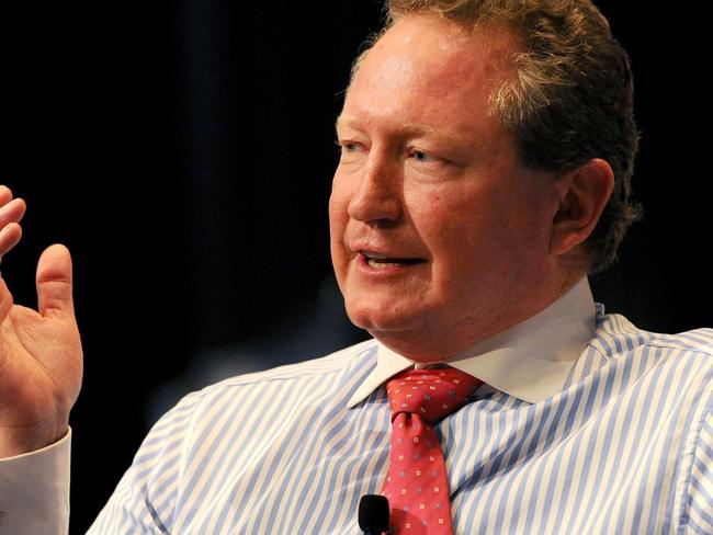 (FILES) This file photo taken on April 17, 2012 shows mining billionaire Andrew "Twiggy" Forrest speaking during a business luncheon in Sydney.  Mining magnate Forrest announced plans on September 4, 2017, for a rebel Indo-Pacific rugby competition after the Western Force lost a legal appeal against its axing from Super Rugby. / AFP PHOTO / WILLIAM WEST