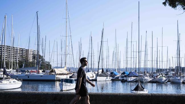 SYDNEY, AUSTRALIA - NCA NewsWirePhotos - Saturday, 30 March 2024:People pictured at Rushchutters Bay ParkPicture: NCA NewsWire  / Monique Harmer