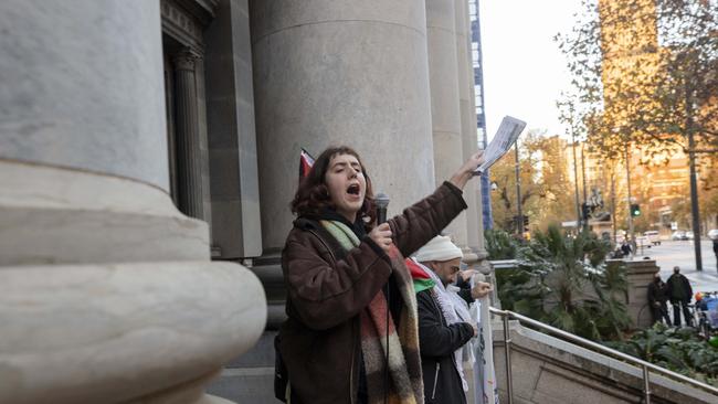 Demonstrators called on Israel to allow Greta Thunberg and the other activists a free passage to Gaza. Picture: Brett Hartwig