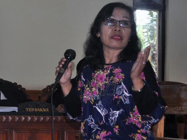 Ketut Arsini, the widow of Bali police officer Wayan Sudarsa, gives evidence at the trial of Australian woman Sara Connor at Denpasar Court in Bali. Picture: AAP Image/Putra Sinulingga