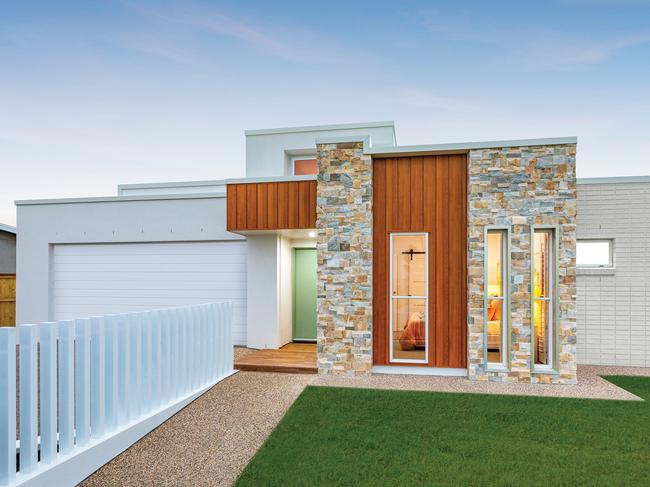 Coastal life proves a winner for Mackay builders