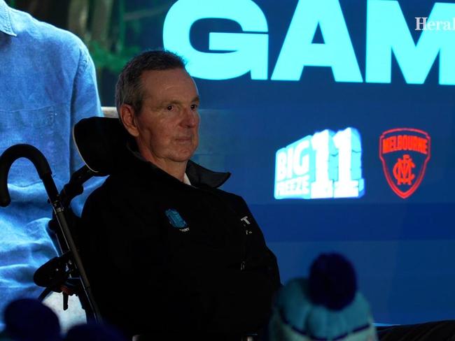 Neale Daniher delivers an inspiring address to Melbourne players at the MCG