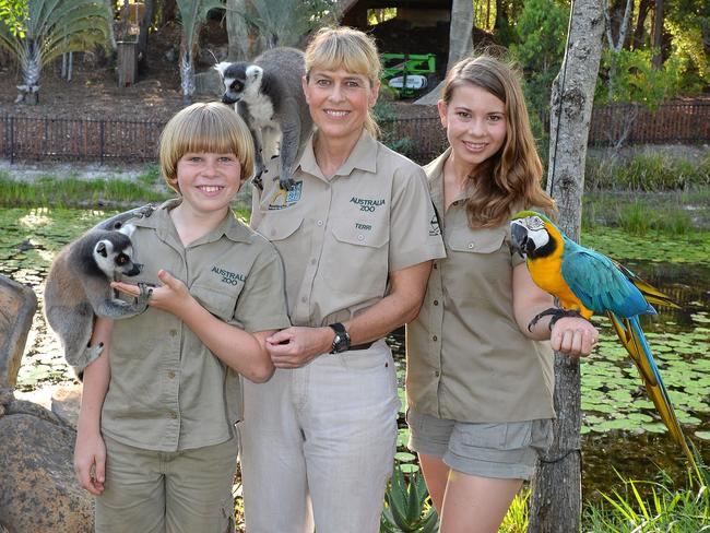 Robert, Terri and Bindi Irwin (L-R) strike a pose with some furry and feathered friends. Picture: Supplied