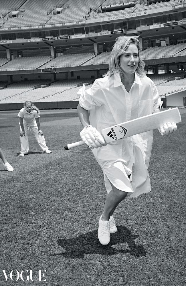 Running for the future … Ellyse Perry at a mock game with young fans for Vogue Australia’s March 2020 issue. Picture: Justin Ridler