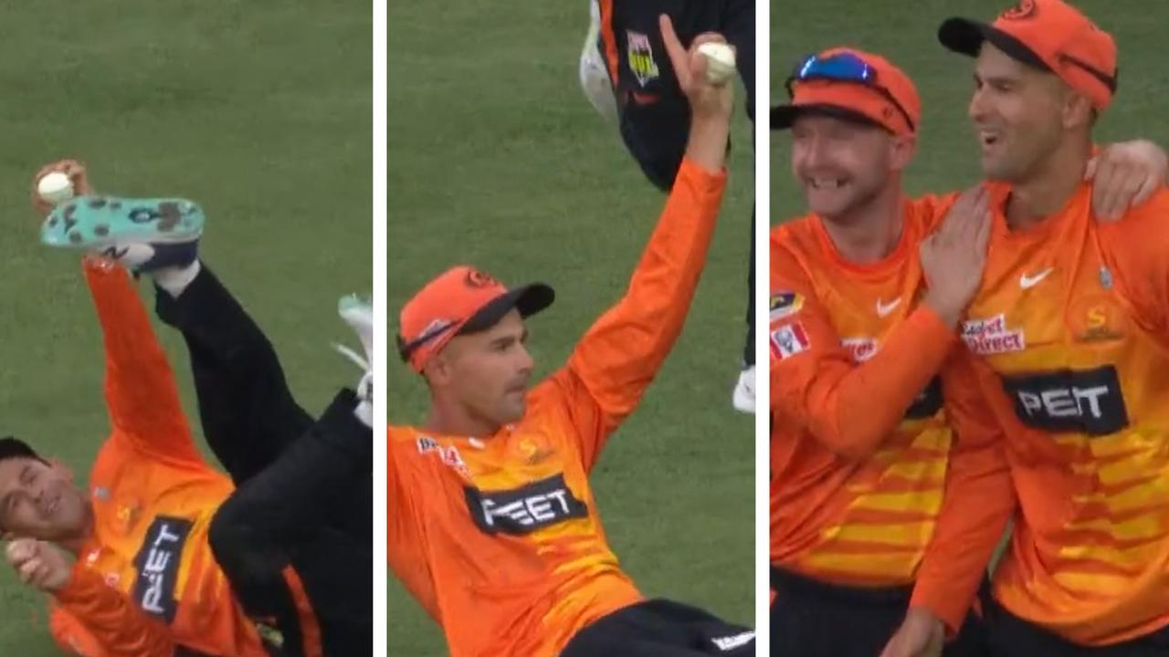 Ashton Agar produced a ripping catch in Perth's win.