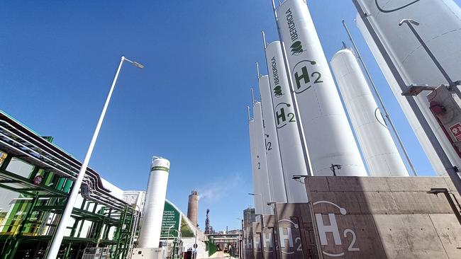 A Green Hydrogen Plant in Puertollano. Whyalla hopes to be given a “green” stamp for its Hydrogen plant so that electricity can be used to make highly sought-after “green” steel (Photo by Valentin BONTEMPS / AFP)