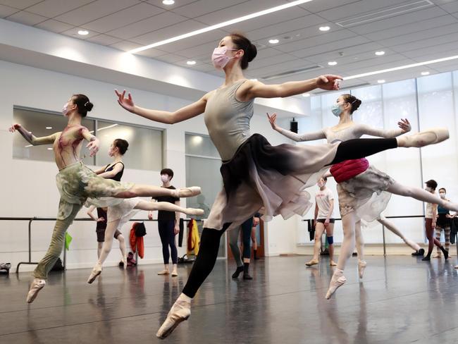 The Shanghai Ballet dancers train amid the coronavirus outbreak. Picture: Tang Yanjun