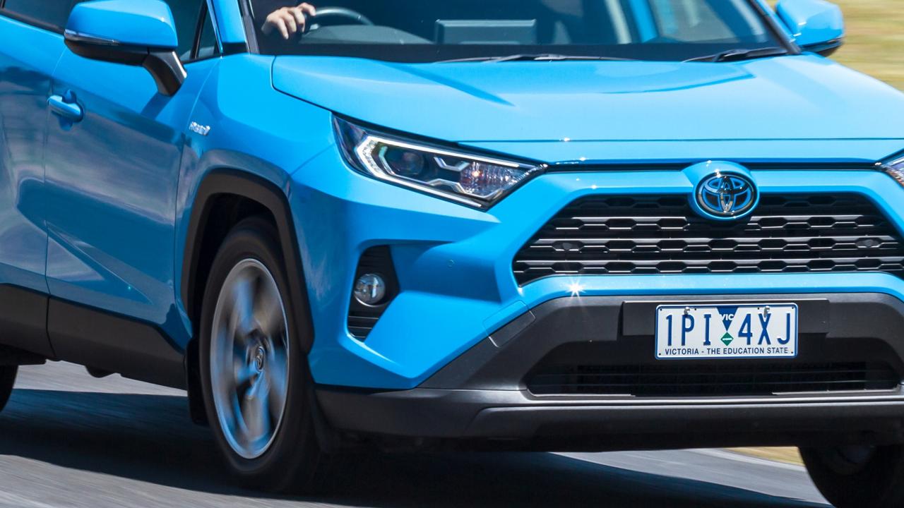 Toyota rav4 2022 интерьер